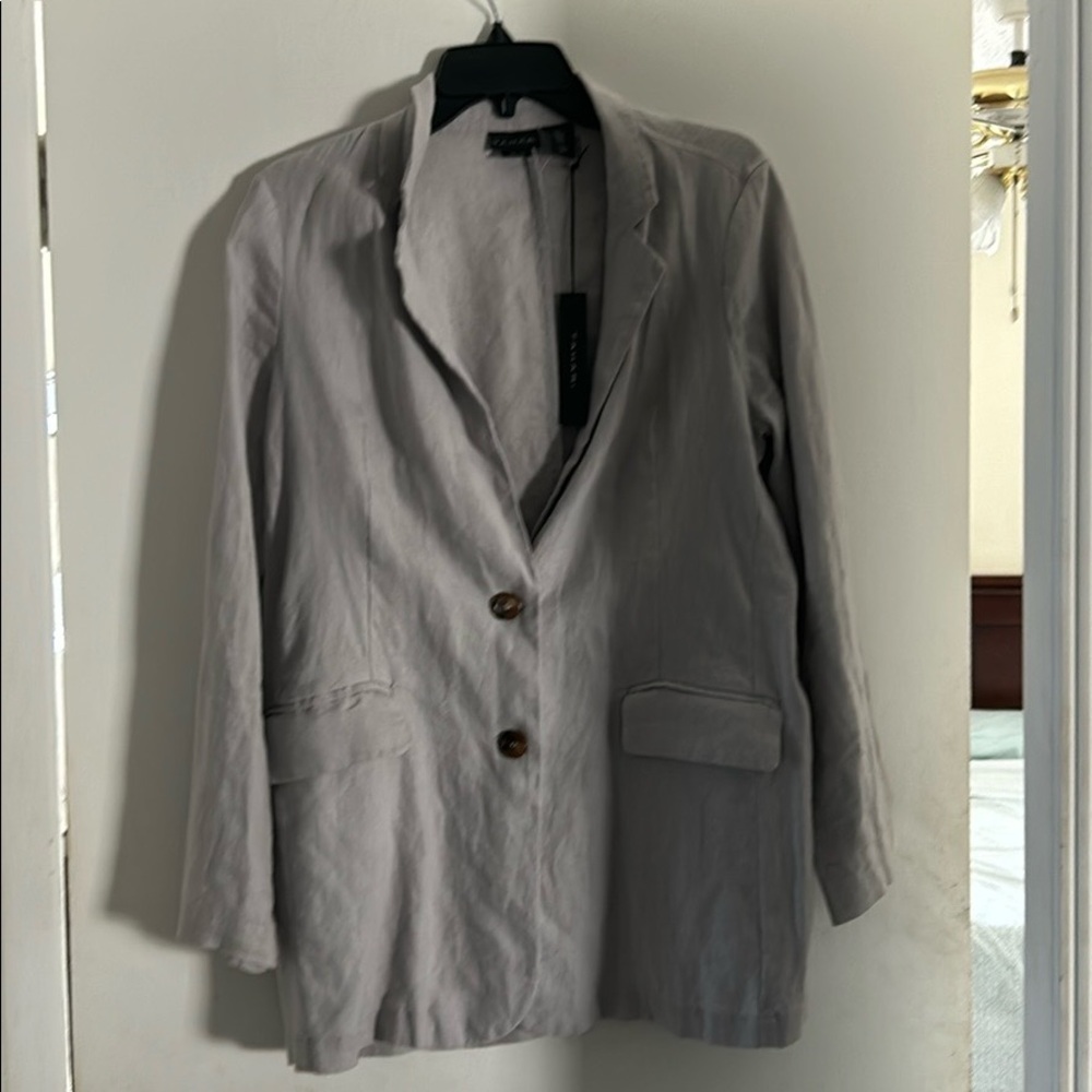 TAHARI beige jacket